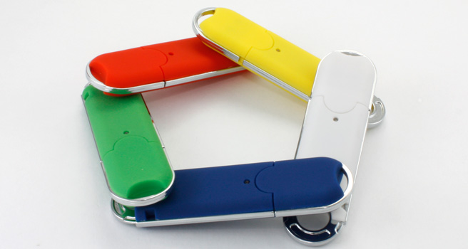 Solo Customized Flash Drives