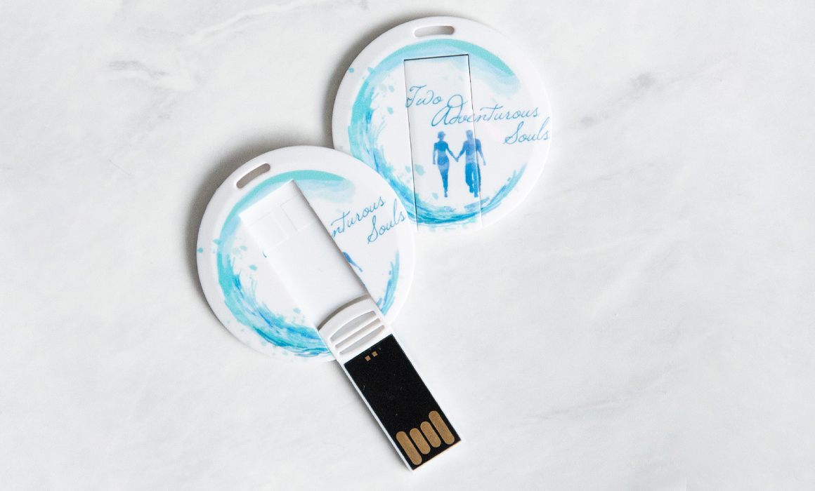 Slim, Stylish, and Convenient: Introducing Our Round Card Flip Custom USB Drives