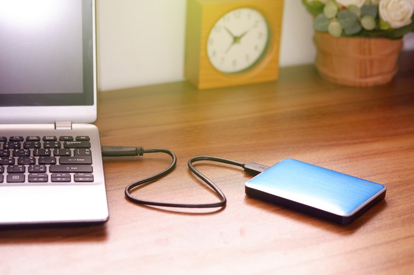 Portable Power Solutions: Charging Your Laptop Anywhere with a Power Bank
