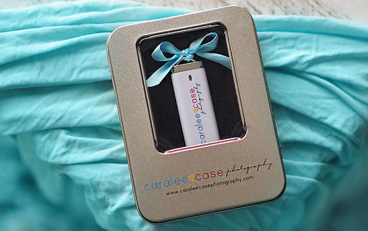 Custom flash drive in branded usb packaging