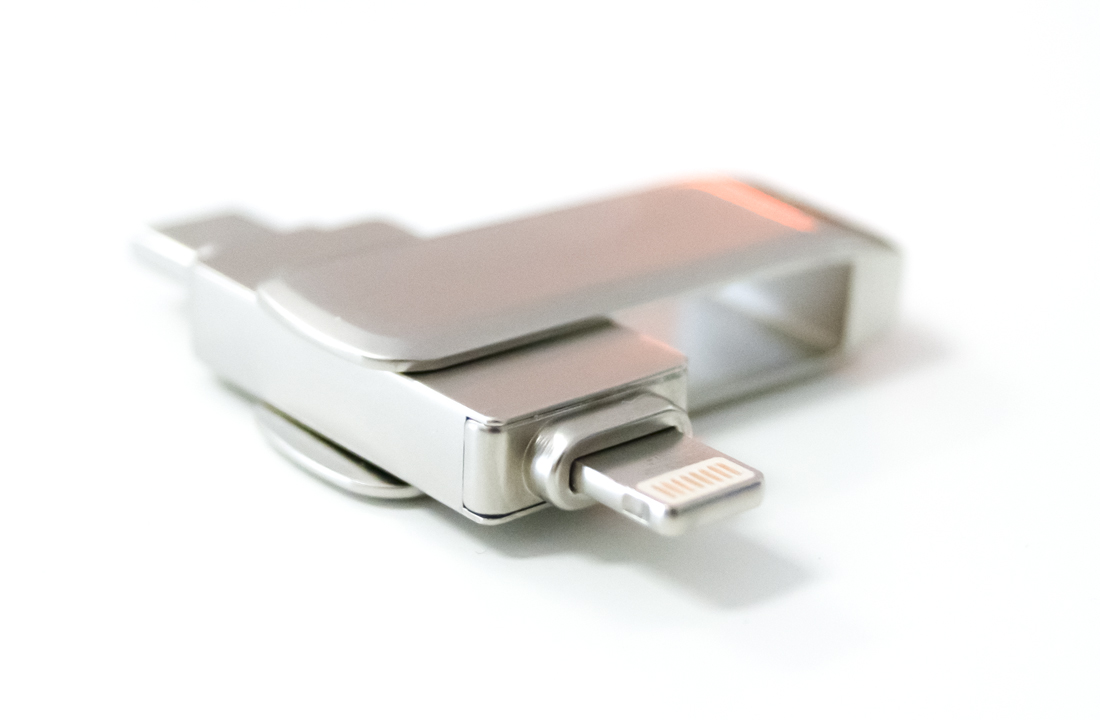 32GB USB C Flash Drive Dual 2-in-1 Type C USB3.0 Swivel Thumb Drive Black Friday