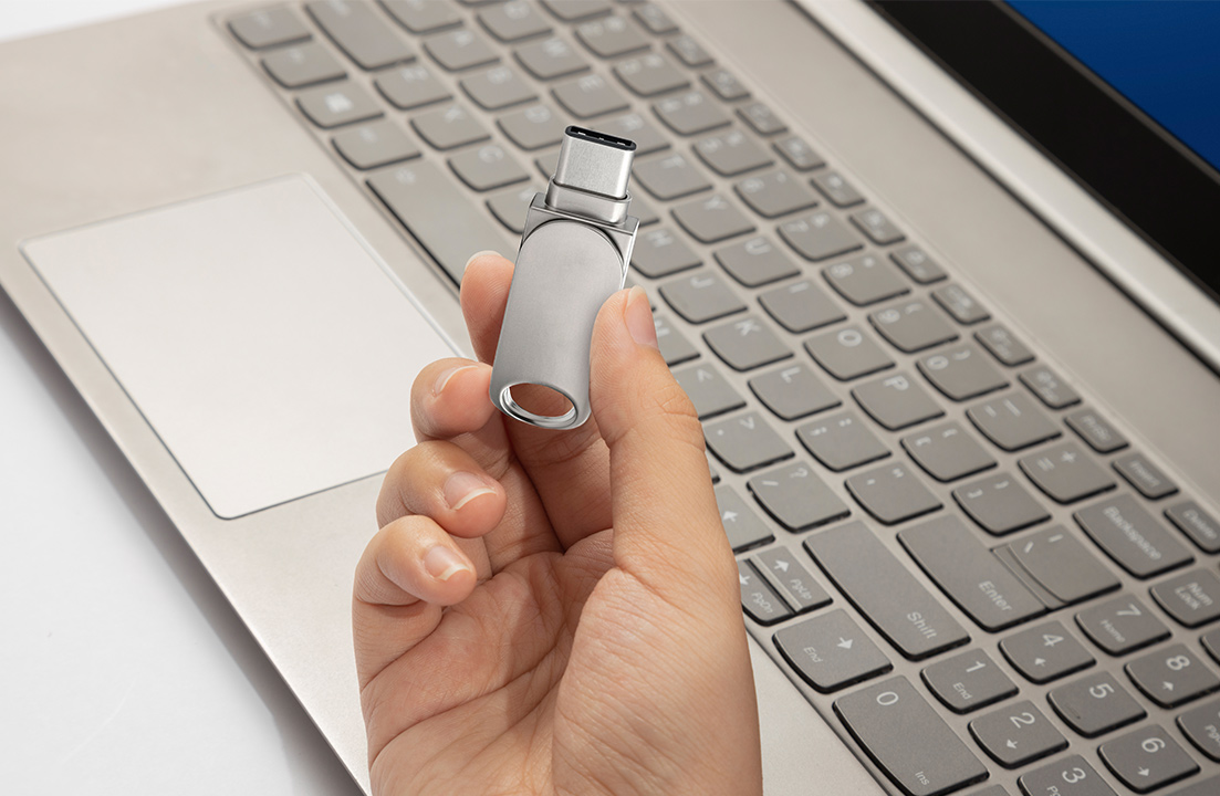 Ubie Dual Usb Flash Drive